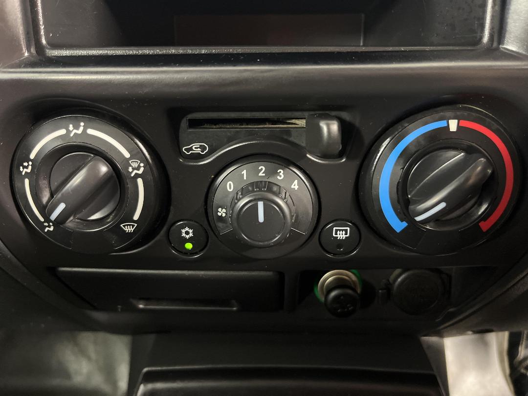 Photo '23' of Holden Colorado