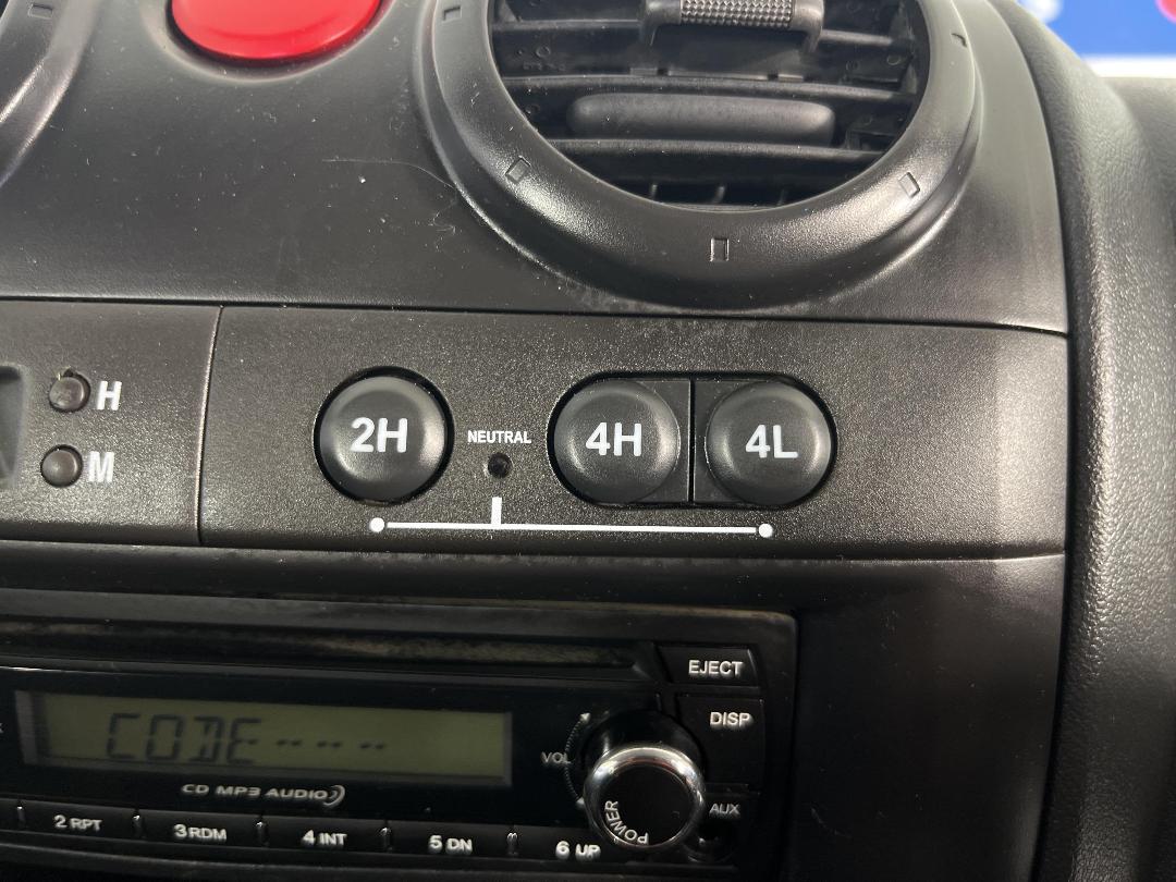 Photo '22' of Holden Colorado