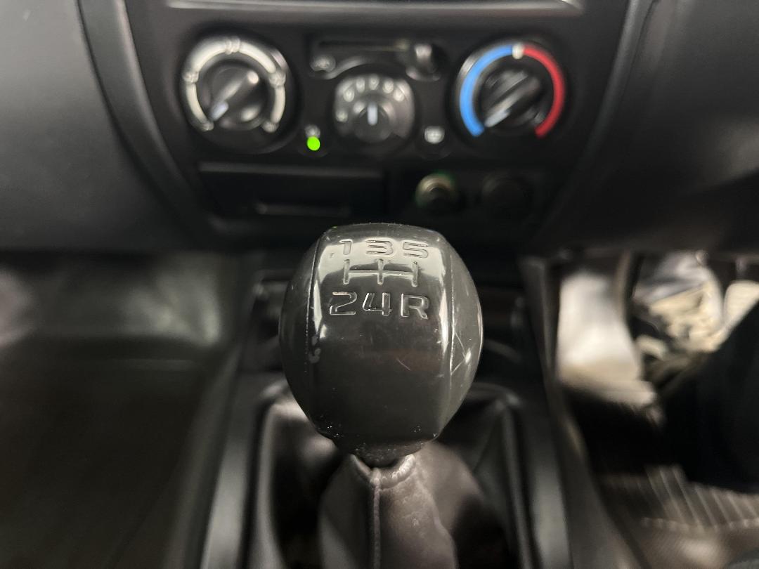 Photo '24' of Holden Colorado