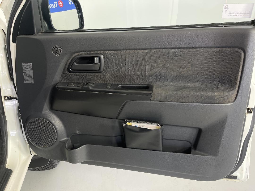 Photo '15' of Holden Colorado