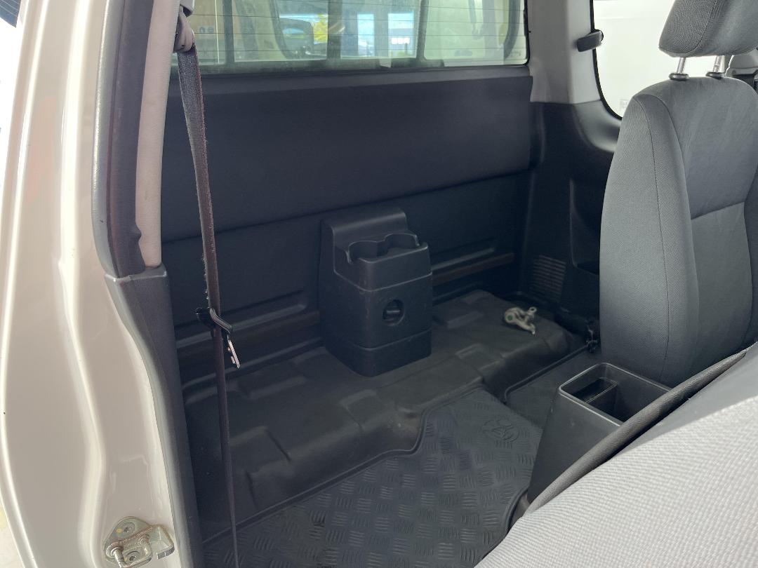 Photo '19' of Holden Colorado