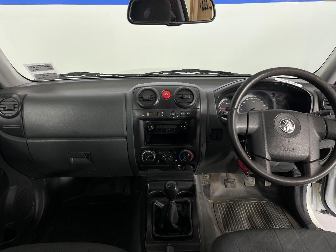 Photo '17' of Holden Colorado