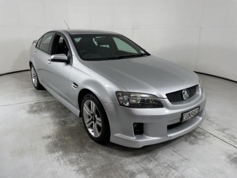 Used Holden Commodores: Stunning Photos & Unbeatable Deals! - f69kpy1