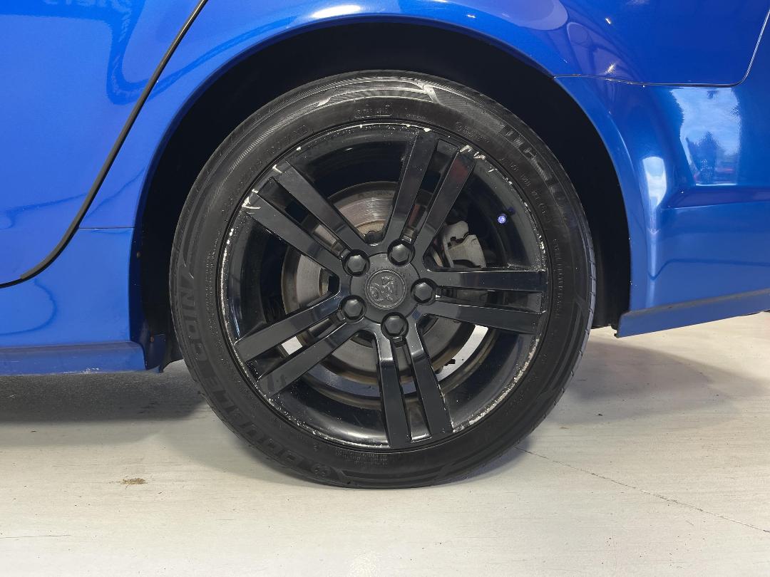 Photo '11' of Holden Commodore Photo '11' of Holden Commodore