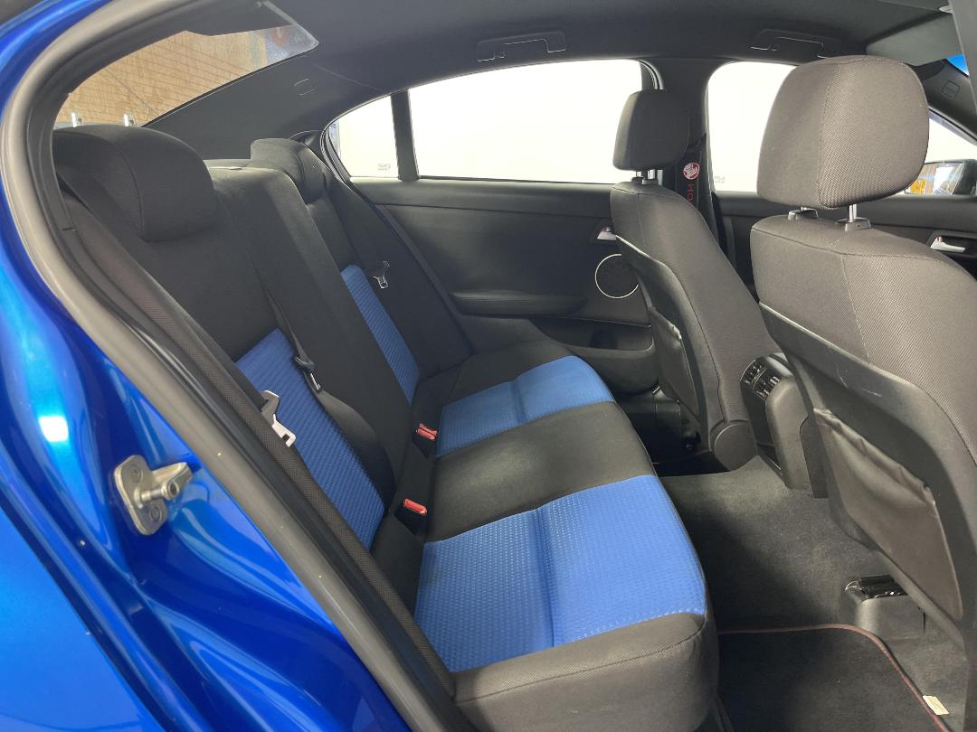 Photo '20' of Holden Commodore Photo '20' of Holden Commodore