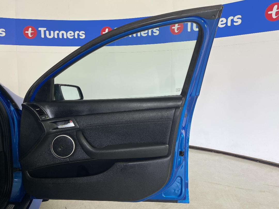 Photo '15' of Holden Commodore