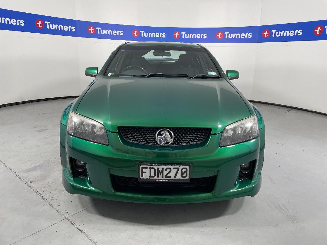 Photo '2' of Holden Commodore Photo '2' of Holden Commodore