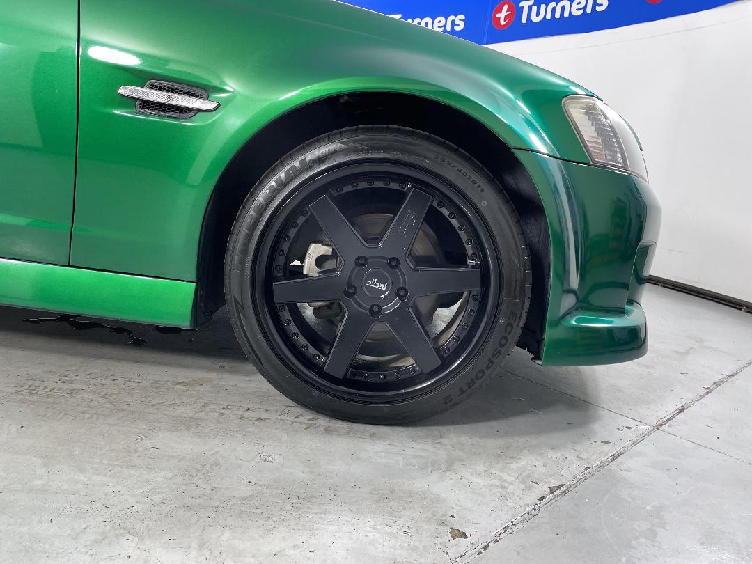 Photo '9' of Holden Commodore Photo '9' of Holden Commodore