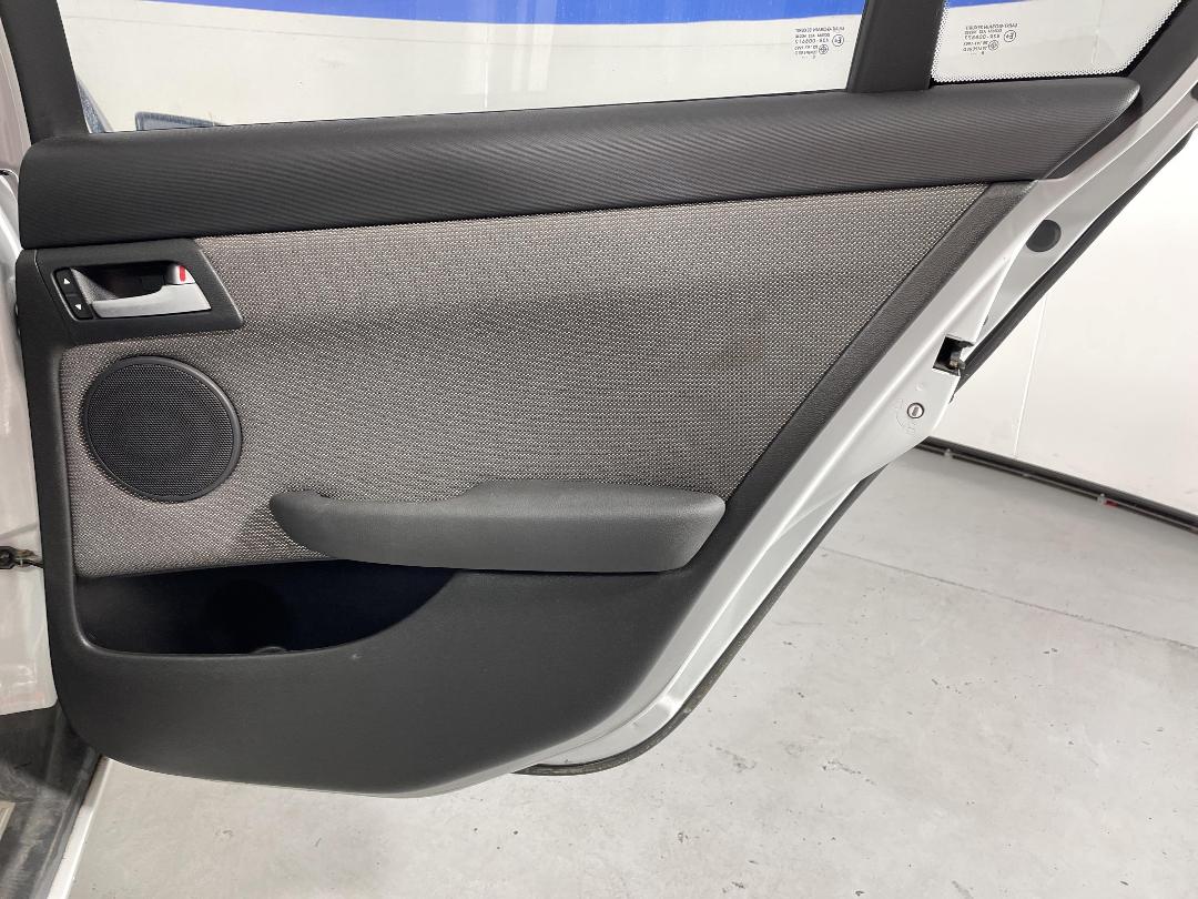 Photo '19' of Holden Commodore