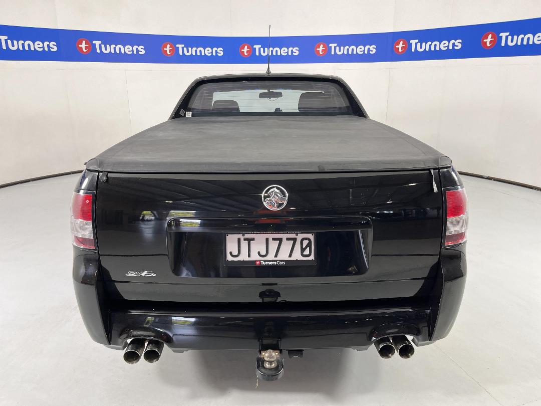 Photo '6' of Holden Commodore