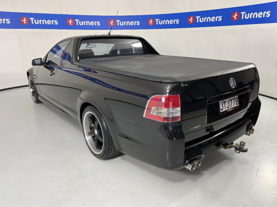 Photo '5' of Holden Commodore