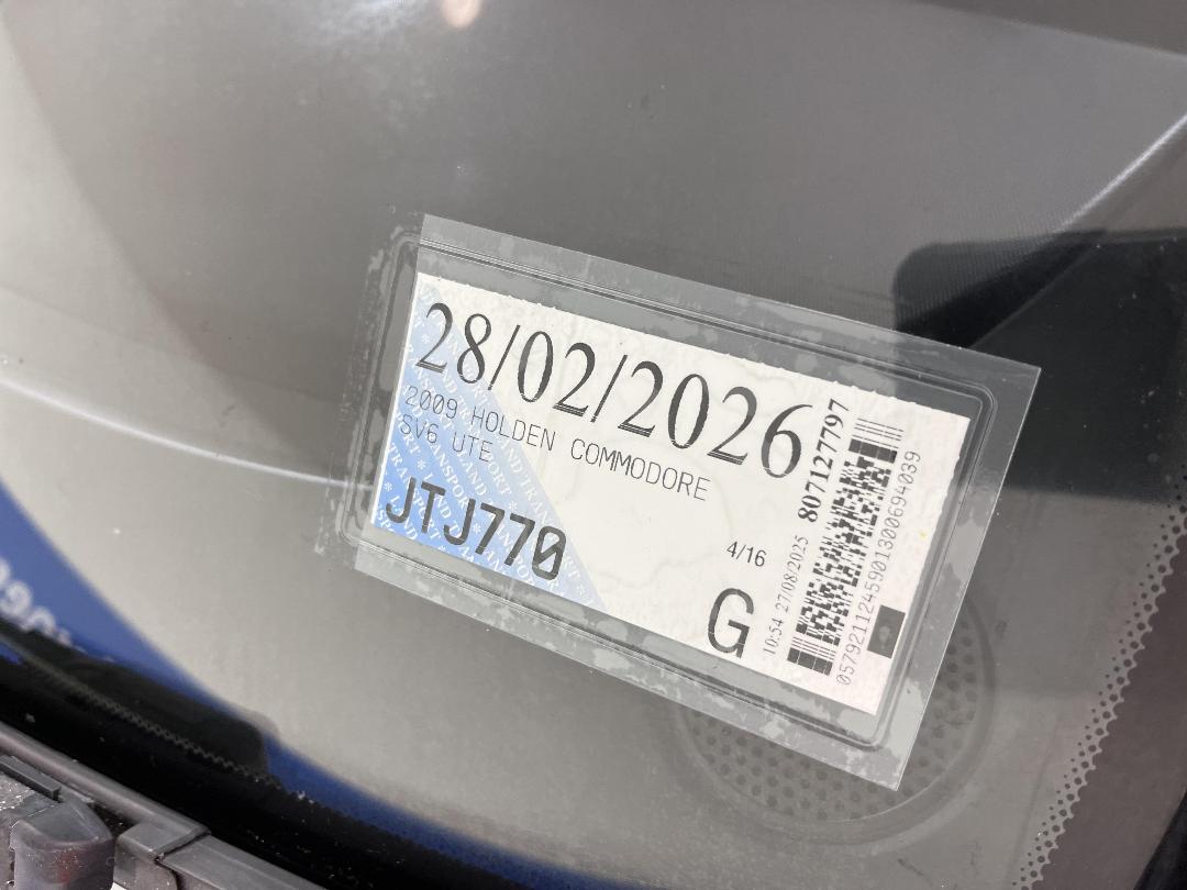 Photo '22' of Holden Commodore