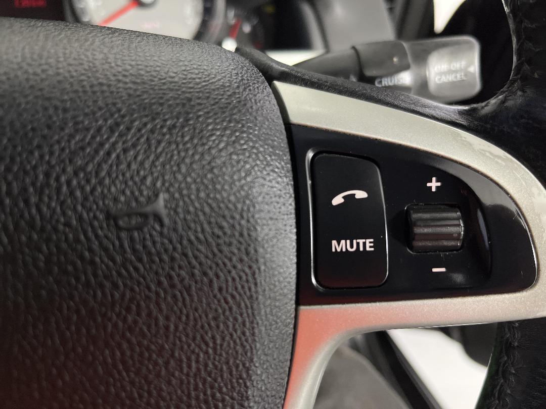 Photo '24' of Holden Commodore