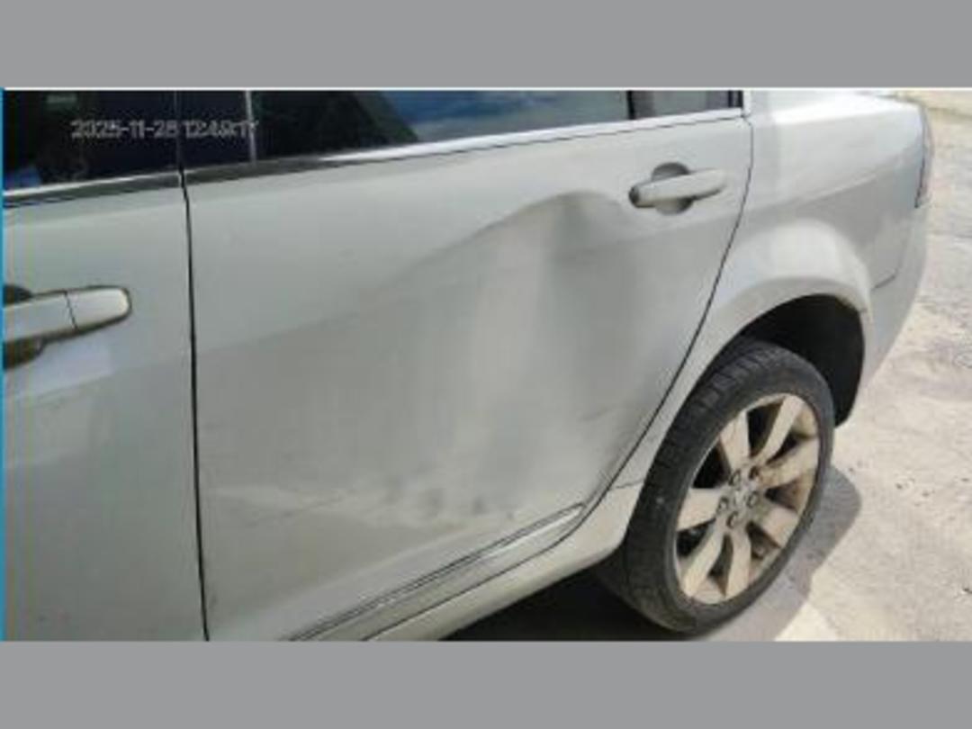 Photo '7' of Holden Commodore Calais-V V6