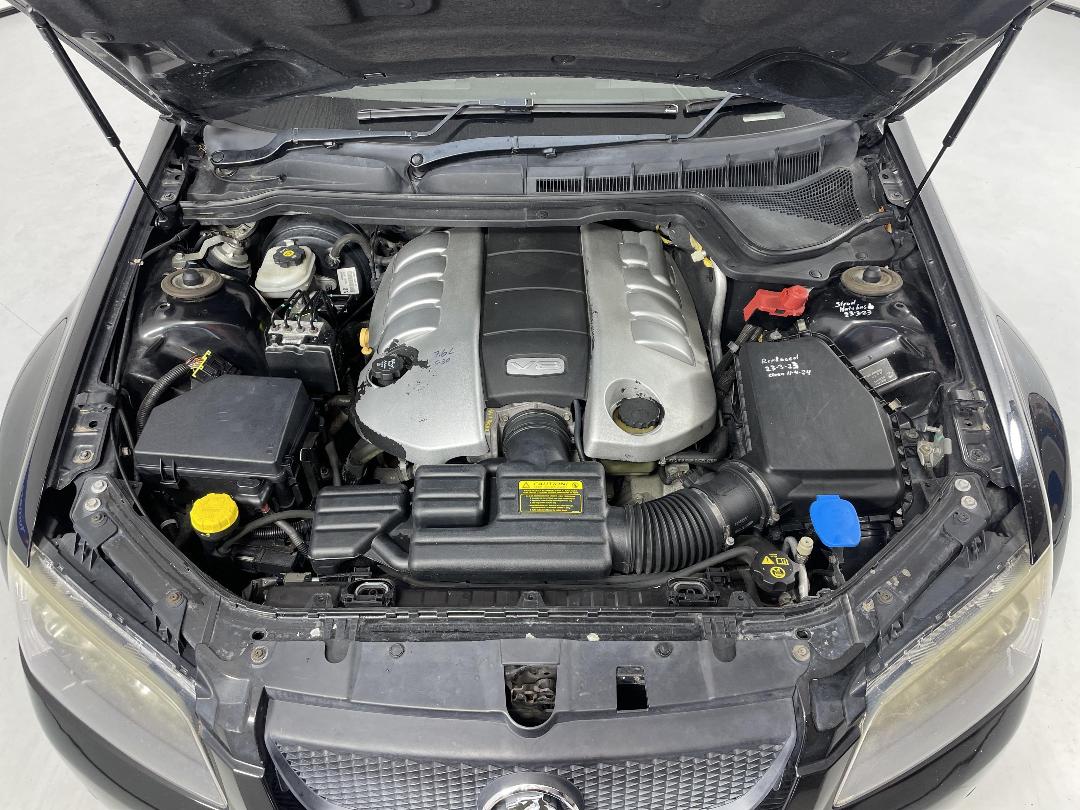 Photo '13' of Holden Commodore Photo '13' of Holden Commodore