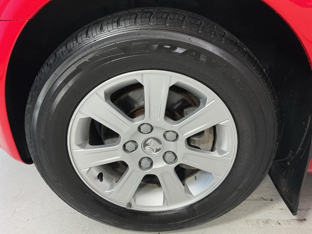 Photo '10' of Holden Commodore