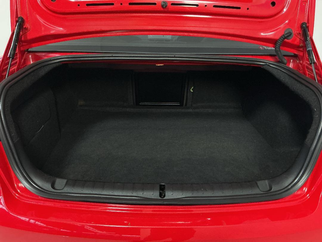 Photo '14' of Holden Commodore