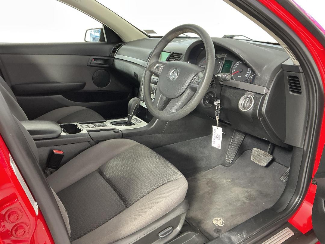 Photo '16' of Holden Commodore