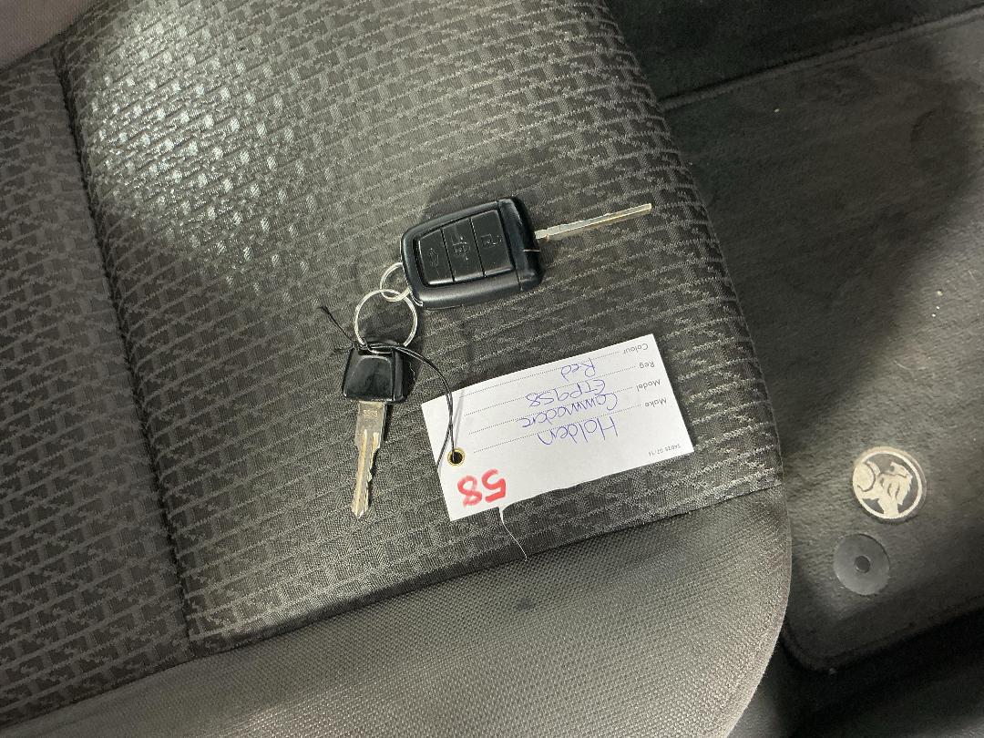 Photo '22' of Holden Commodore