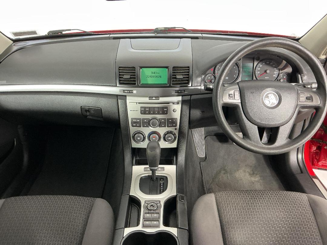 Photo '17' of Holden Commodore