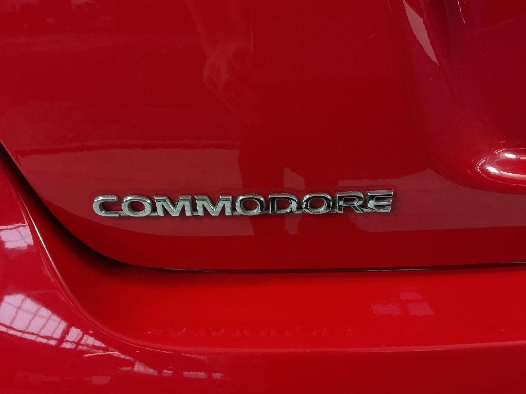 Photo '28' of Holden Commodore