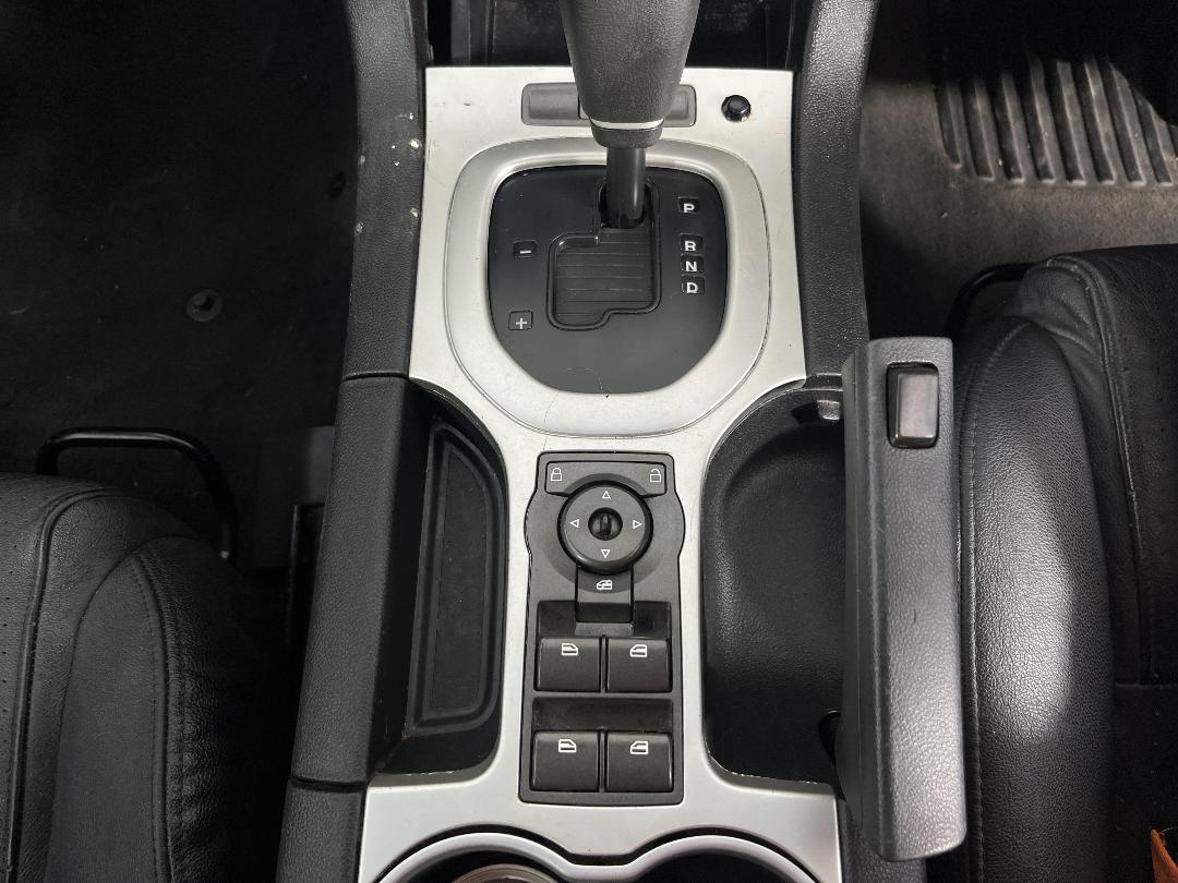 Photo '27' of Holden Commodore Photo '27' of Holden Commodore