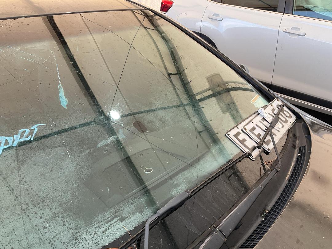 Photo '6' of Holden Commodore V6