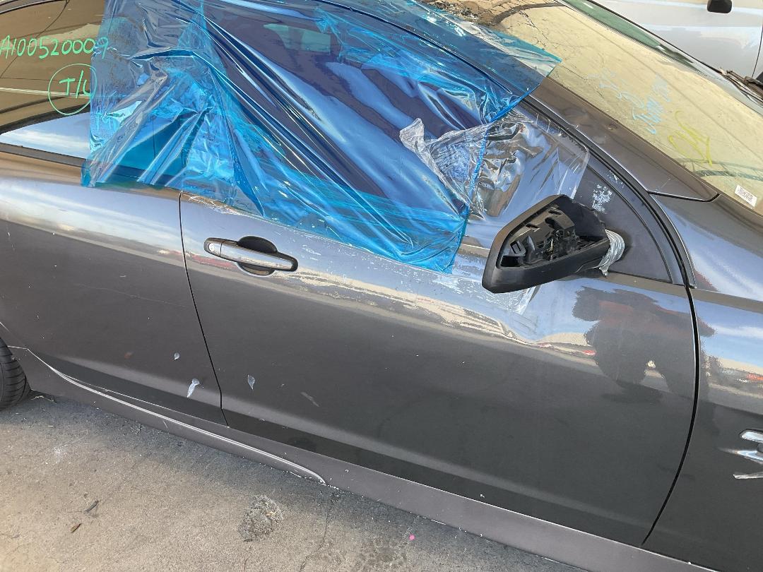 Photo '2' of Holden Commodore V6