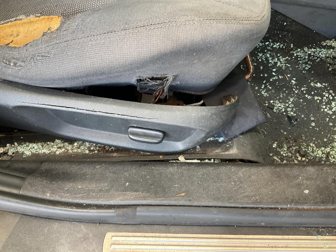 Photo '22' of Holden Commodore V6