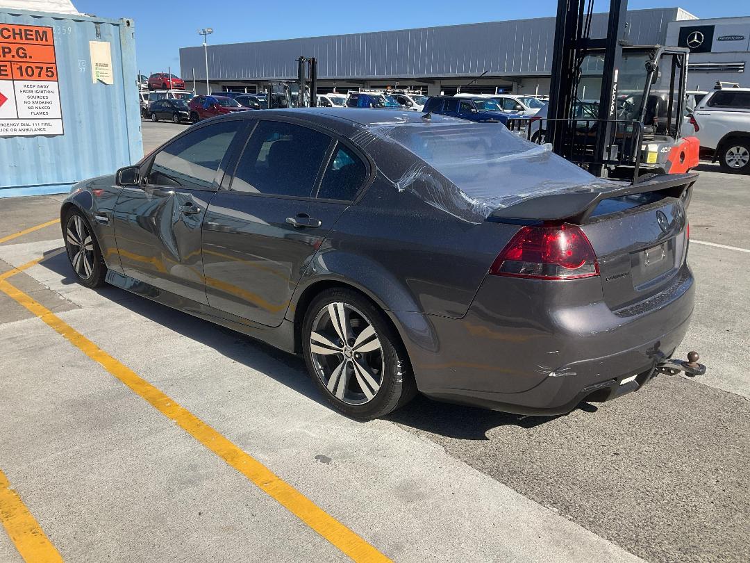 Photo '11' of Holden Commodore V6