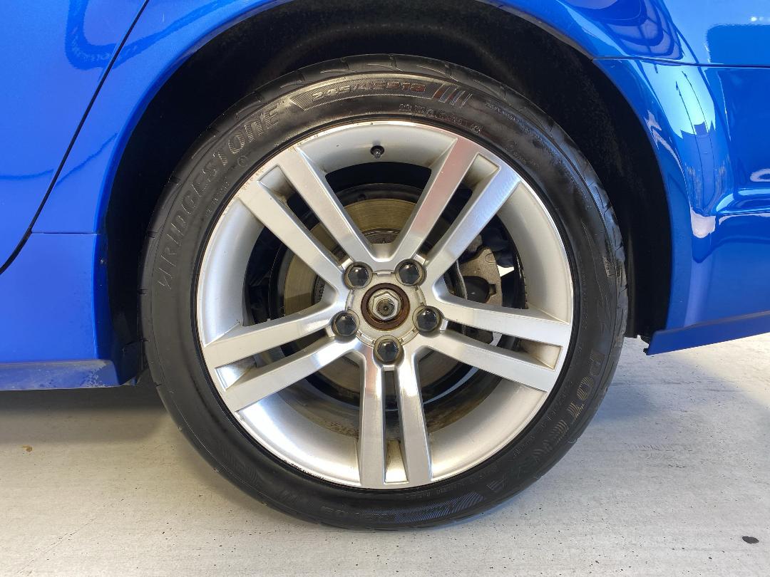 Photo '11' of Holden Commodore