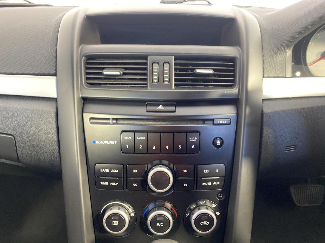 Photo '18' of Holden Commodore