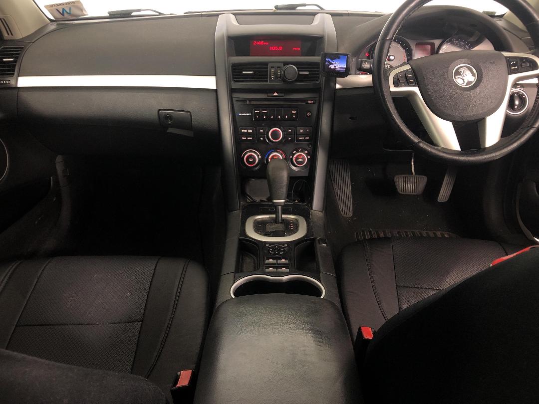 Photo '17' of Holden Commodore