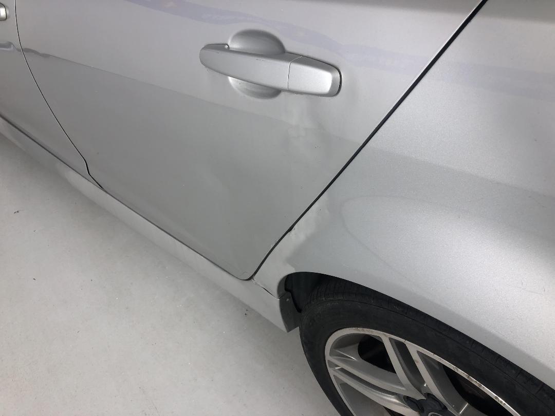 Photo '28' of Holden Commodore