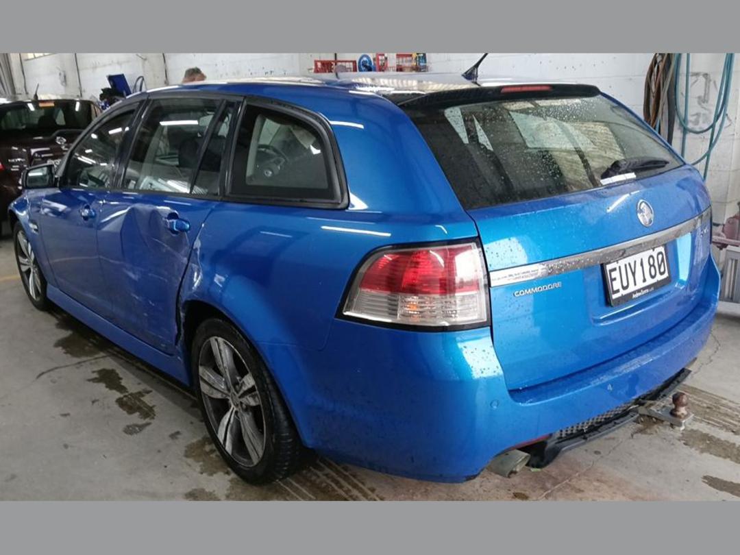 Photo '5' of Holden Commodore Sportwgn SV6