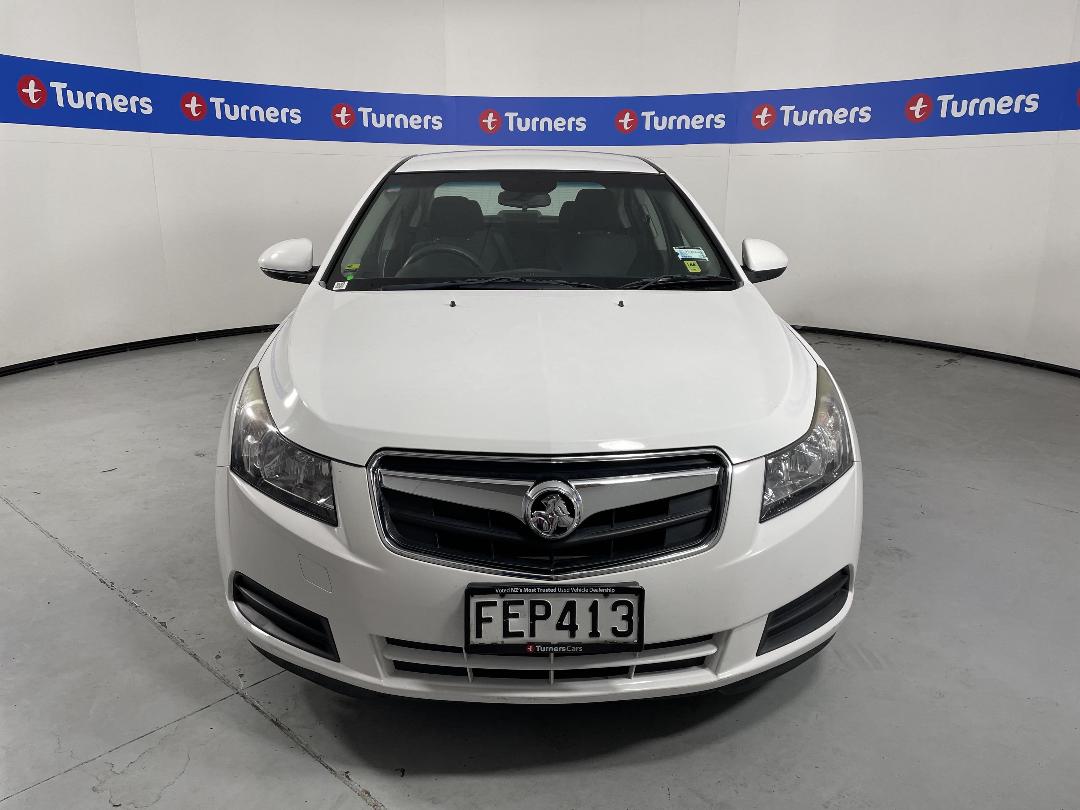 Photo '2' of Holden Cruze Photo '2' of Holden Cruze