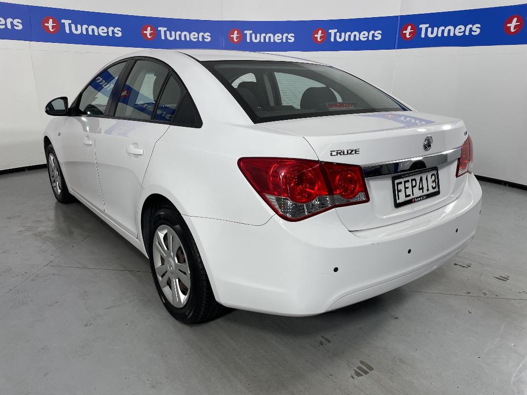 Photo '5' of Holden Cruze Photo '5' of Holden Cruze