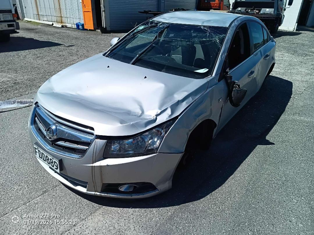 Photo '2' of Holden Cruze CDX Photo '2' of Holden Cruze CDX