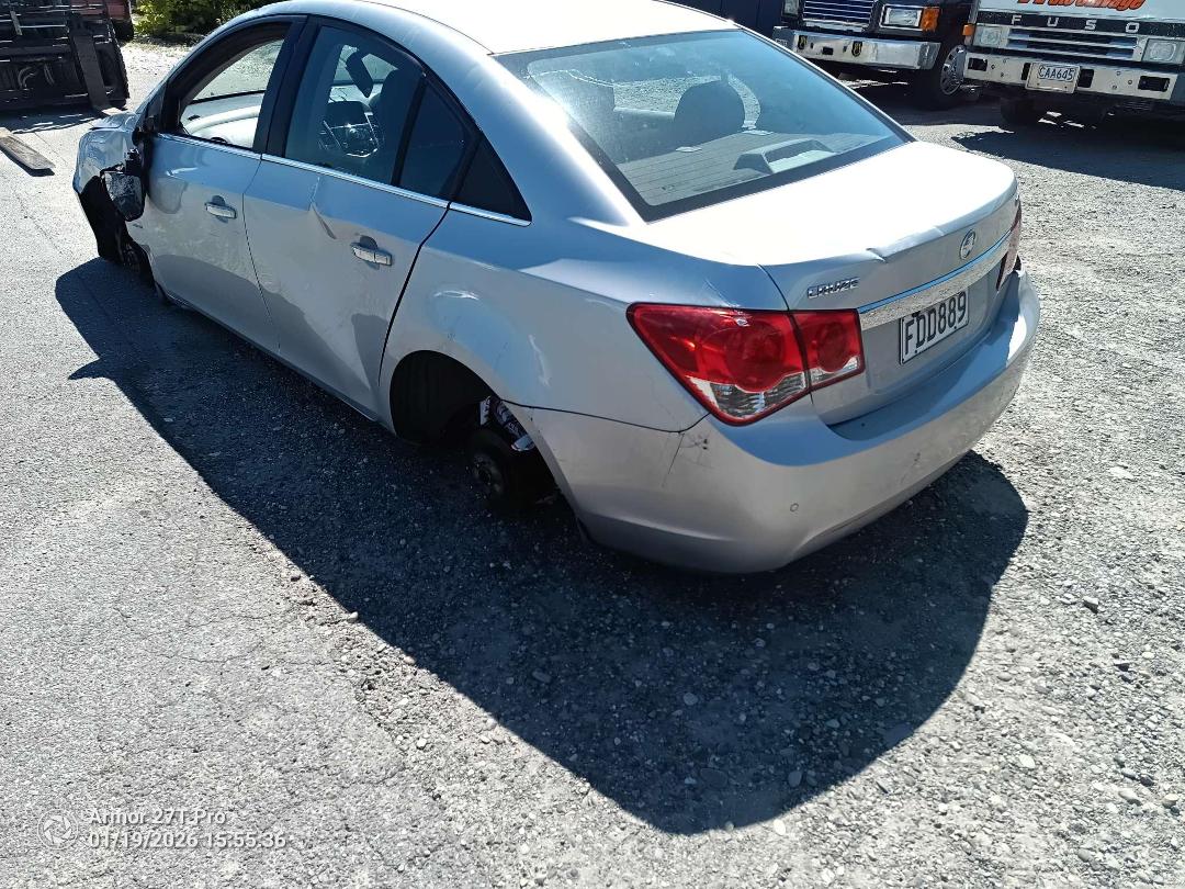 Photo '8' of Holden Cruze CDX Photo '8' of Holden Cruze CDX