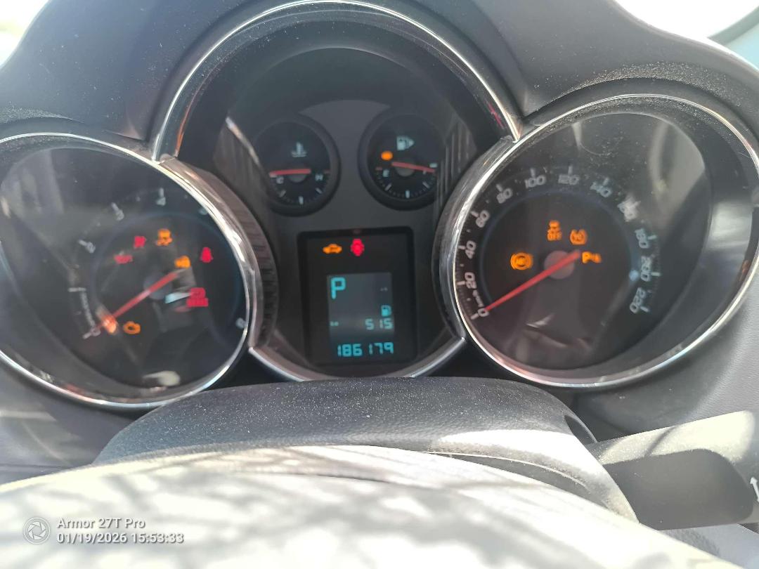 Photo '12' of Holden Cruze CDX Photo '12' of Holden Cruze CDX