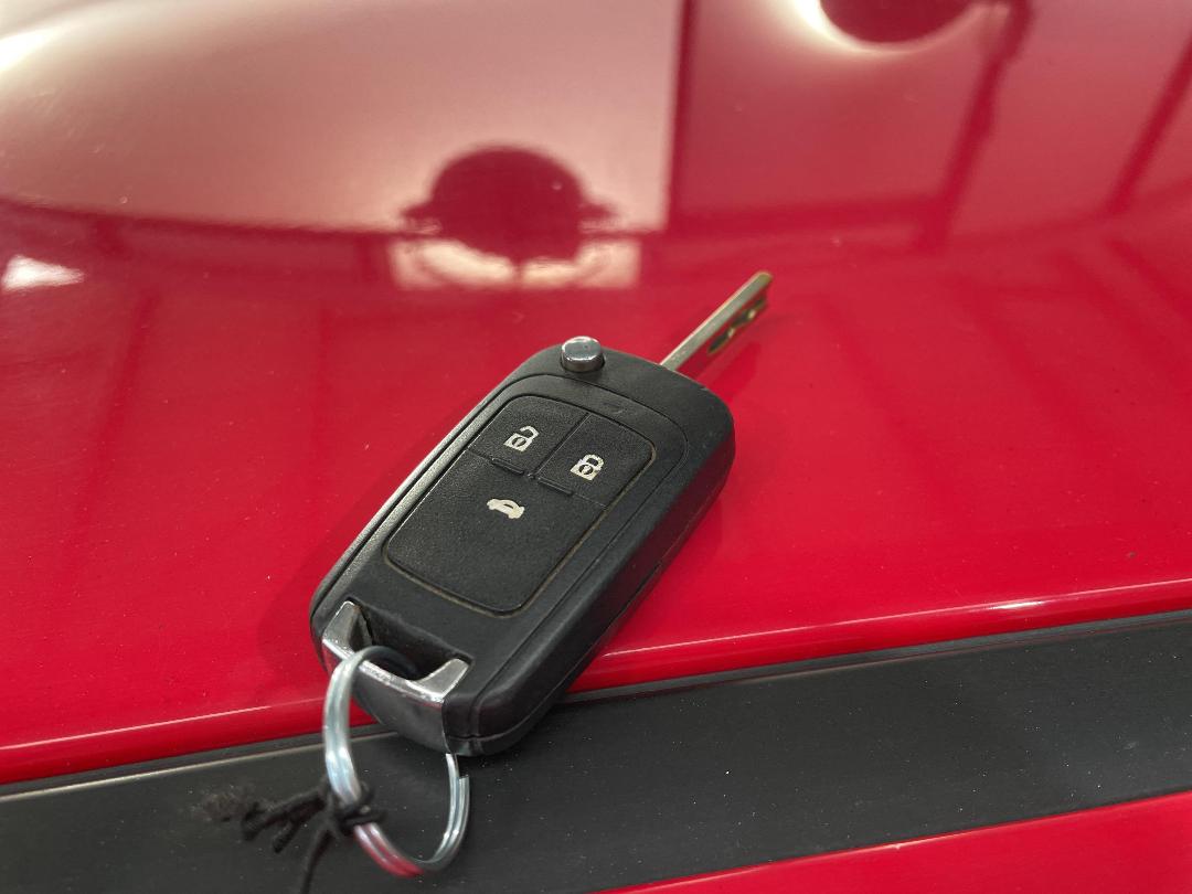 Photo '8' of Holden Cruze CDX