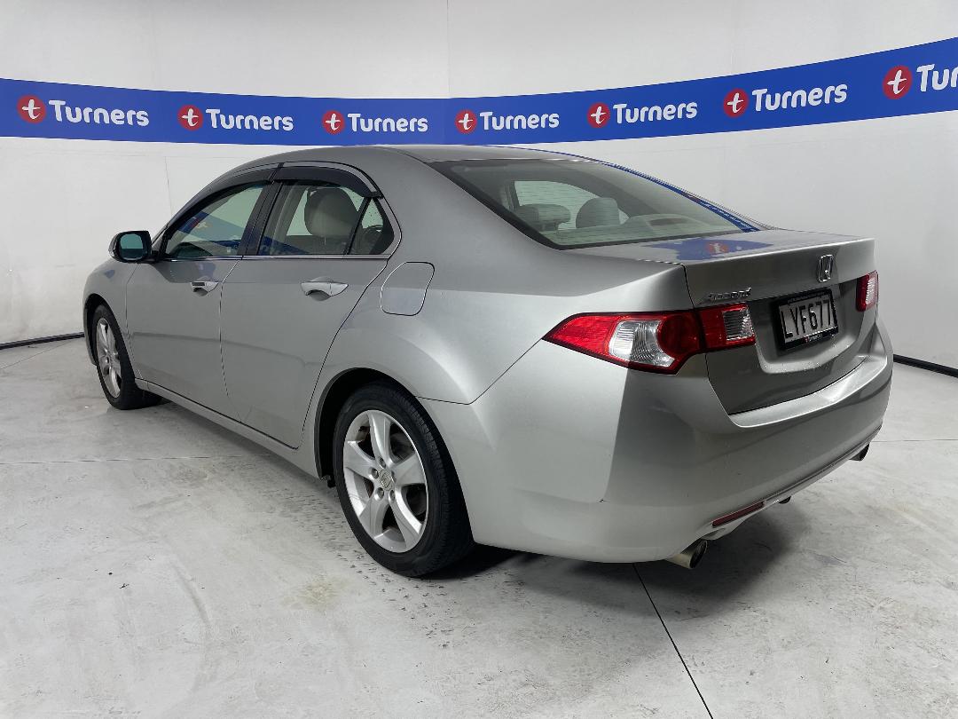 Photo '5' of Honda Accord