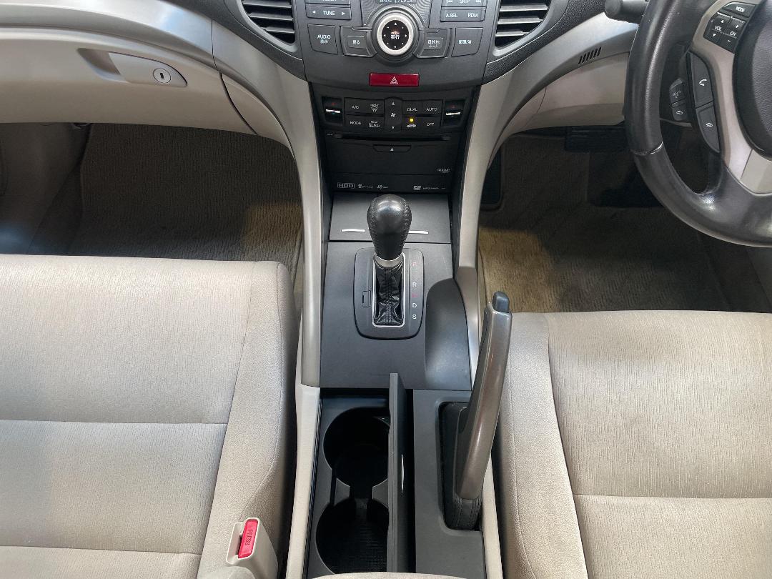 Photo '18' of Honda Accord