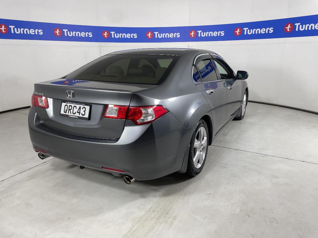 Photo '7' of Honda Accord