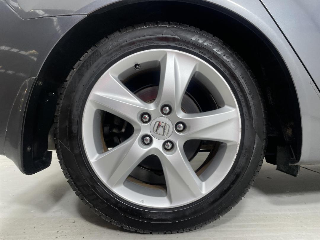 Photo '12' of Honda Accord