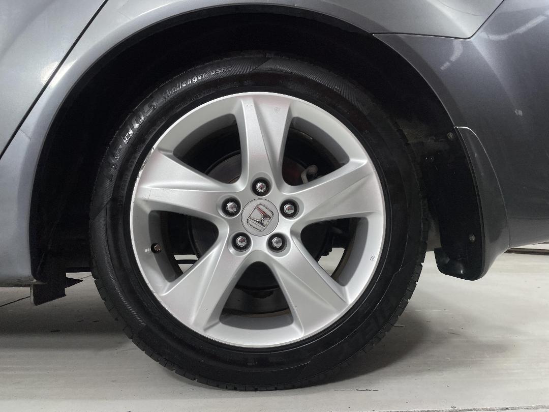 Photo '11' of Honda Accord