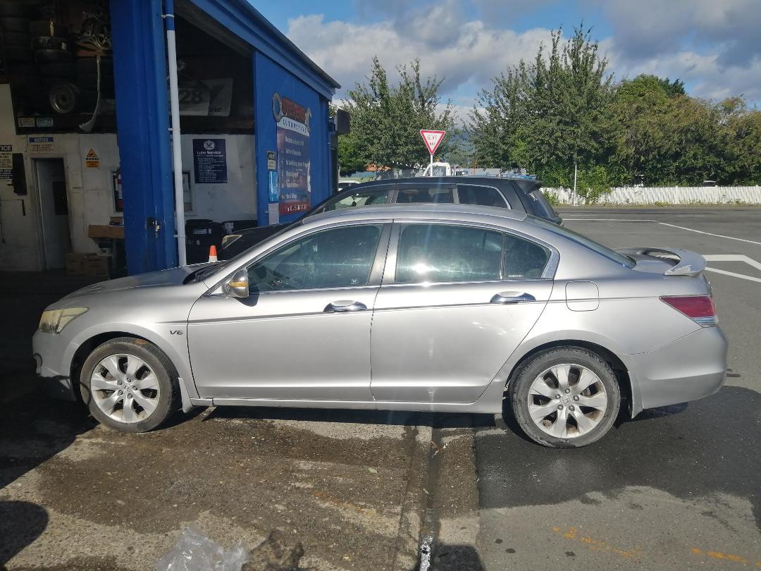 Photo '2' of Honda Accord V6