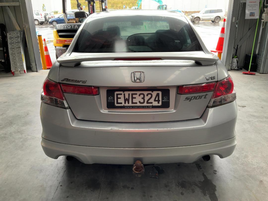 Photo '8' of Honda Accord V6L