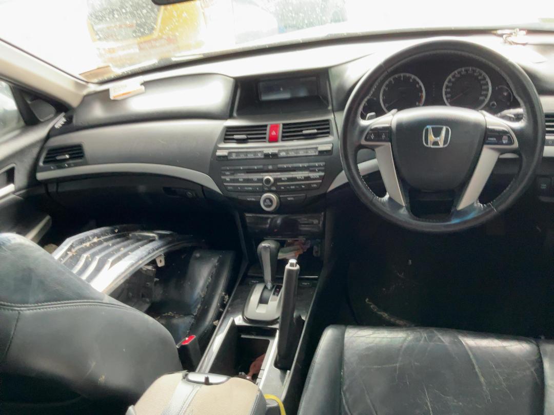 Photo '20' of Honda Accord V6L