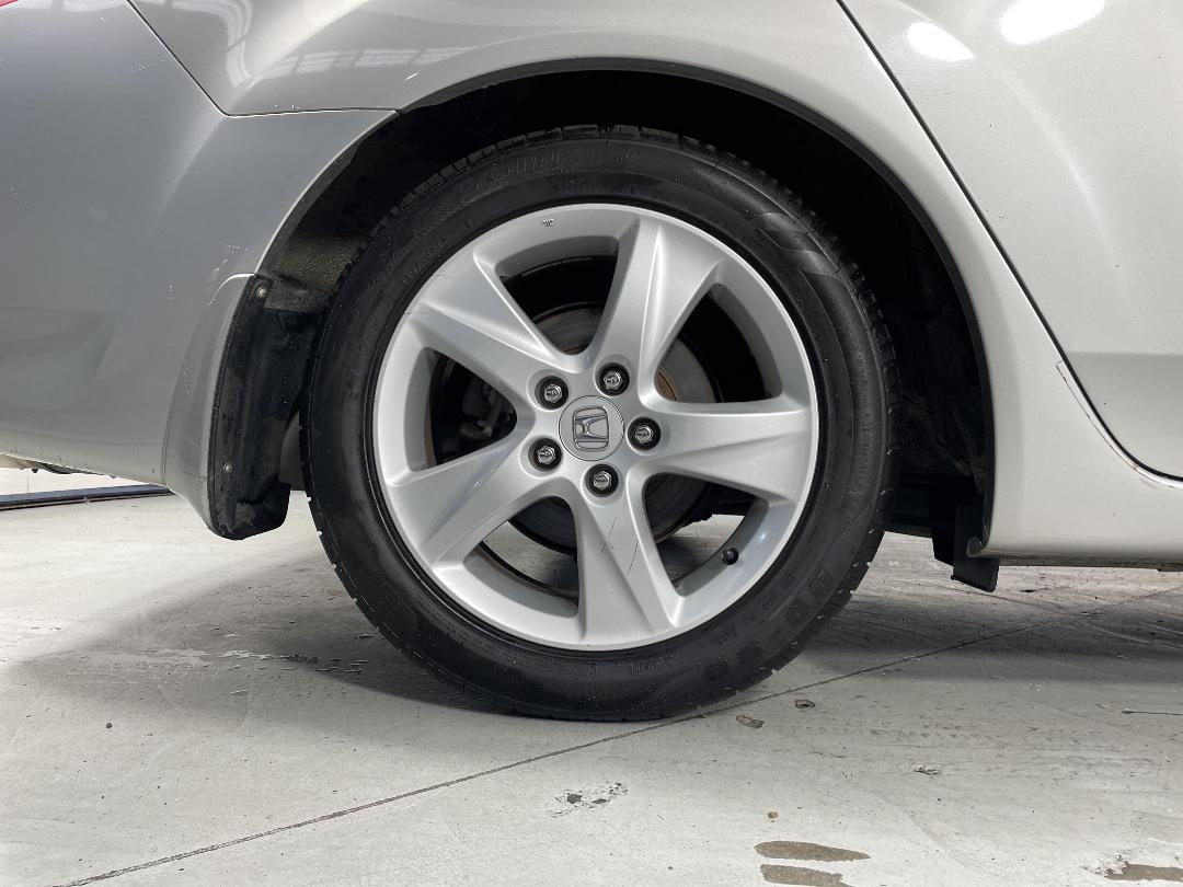 Photo '12' of Honda Accord